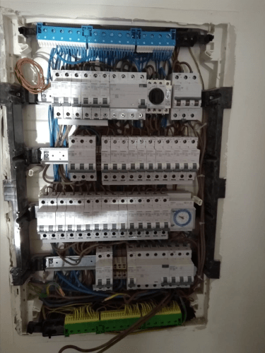 עבודת חשמל 2